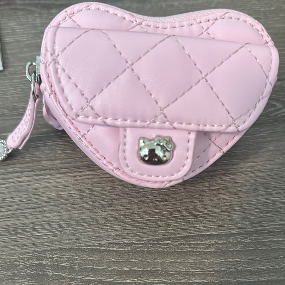 Forever 21/ Sanrio Collaboration-Pink Hello Kitty Quilted Heart-Shaped